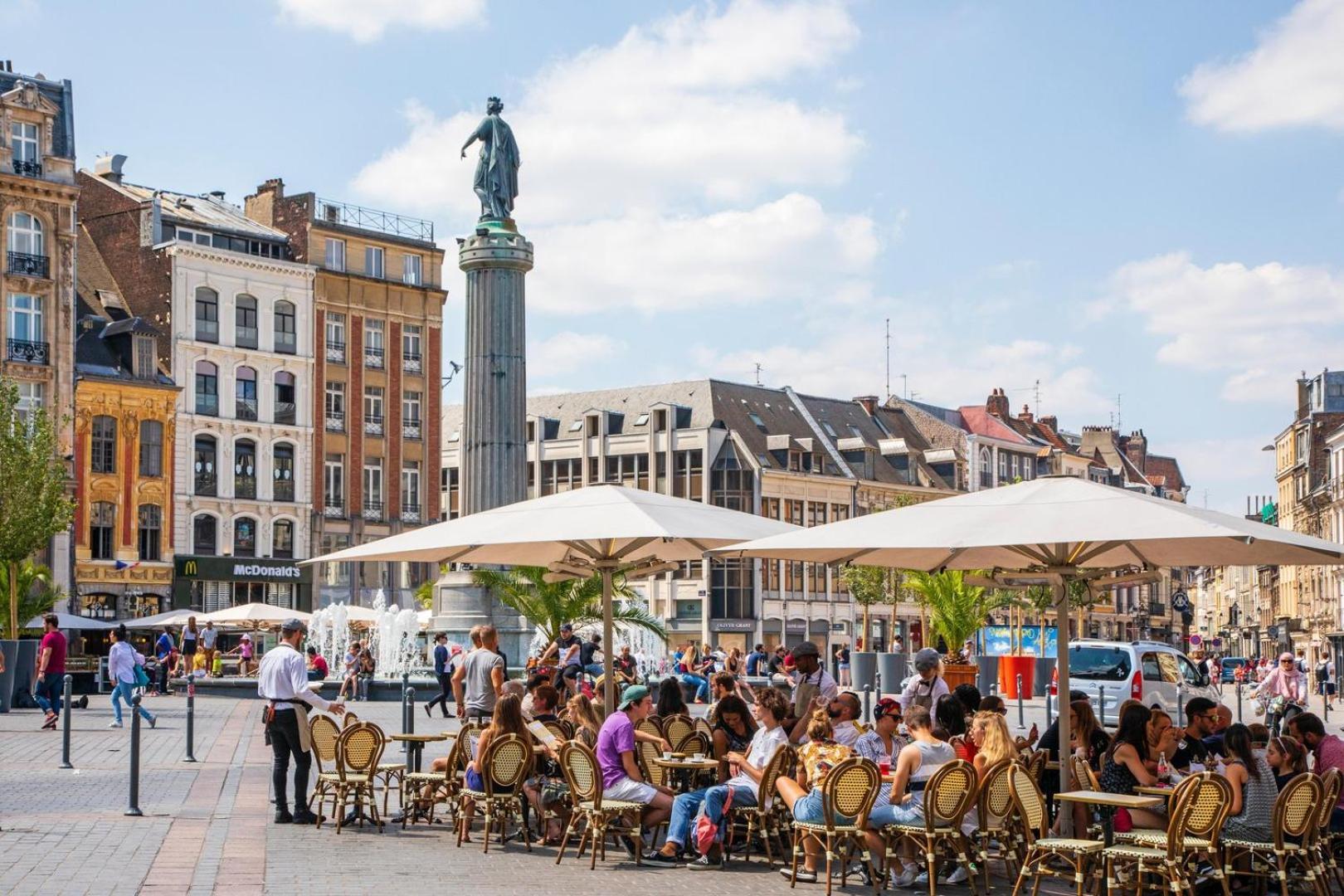 Atypical Triplex Near Grand Place With Terrace Лилль Экстерьер фото